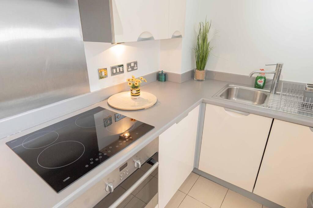 Beautiful 2 Bed In Central Birmingham: A Hidden Gem! Экстерьер фото